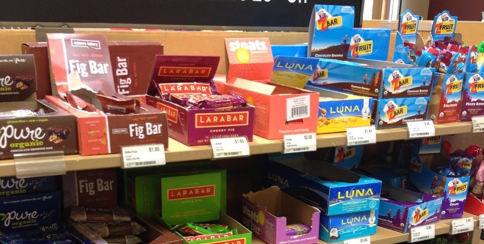 Упаковка гранолы и белкового бара