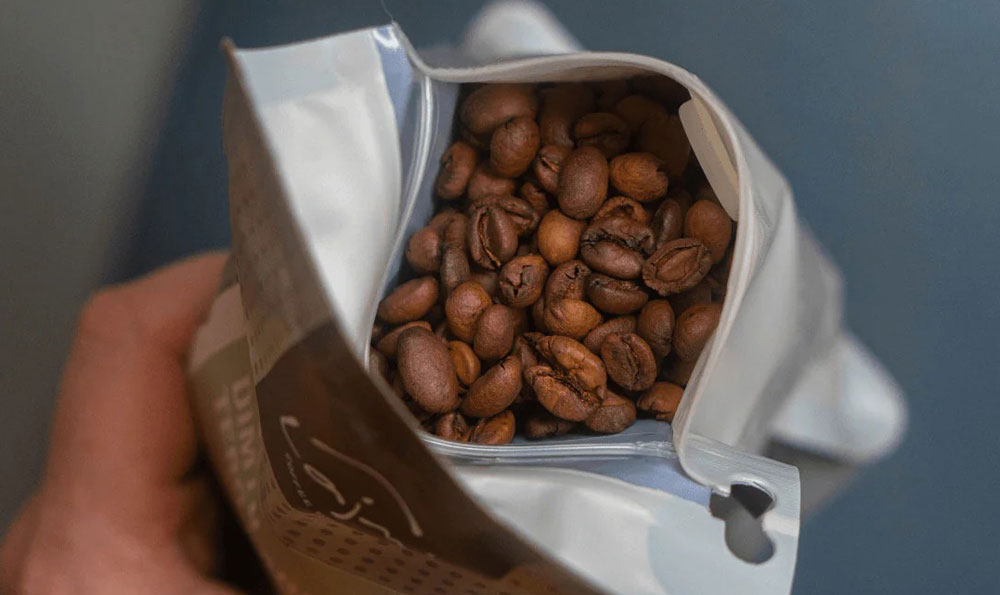 coffee bag with valve