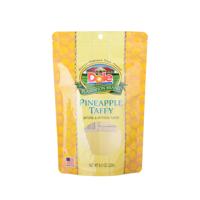 Чипсы из орехов сухой пищевой упаковки высушенные в пакетах